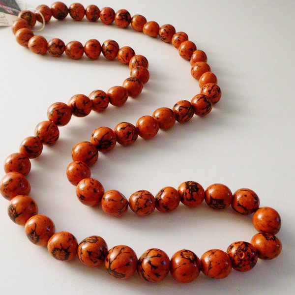 Halskette aus Paxiuba rot