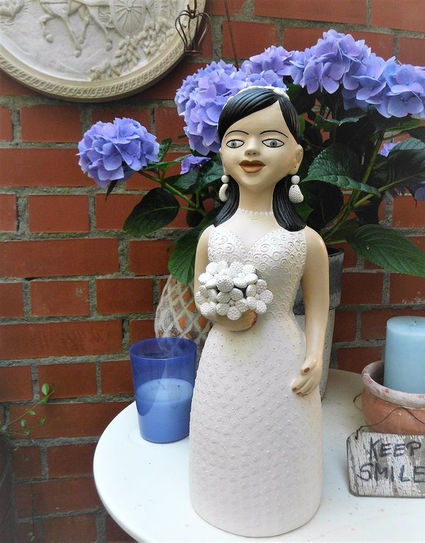 Skulptur aus Keramik  - Braut  44 cm