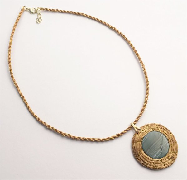 Halskette Goldgras mit Stein