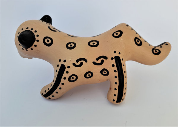 Panther Skulptur Waurá-Keramik 24 cm